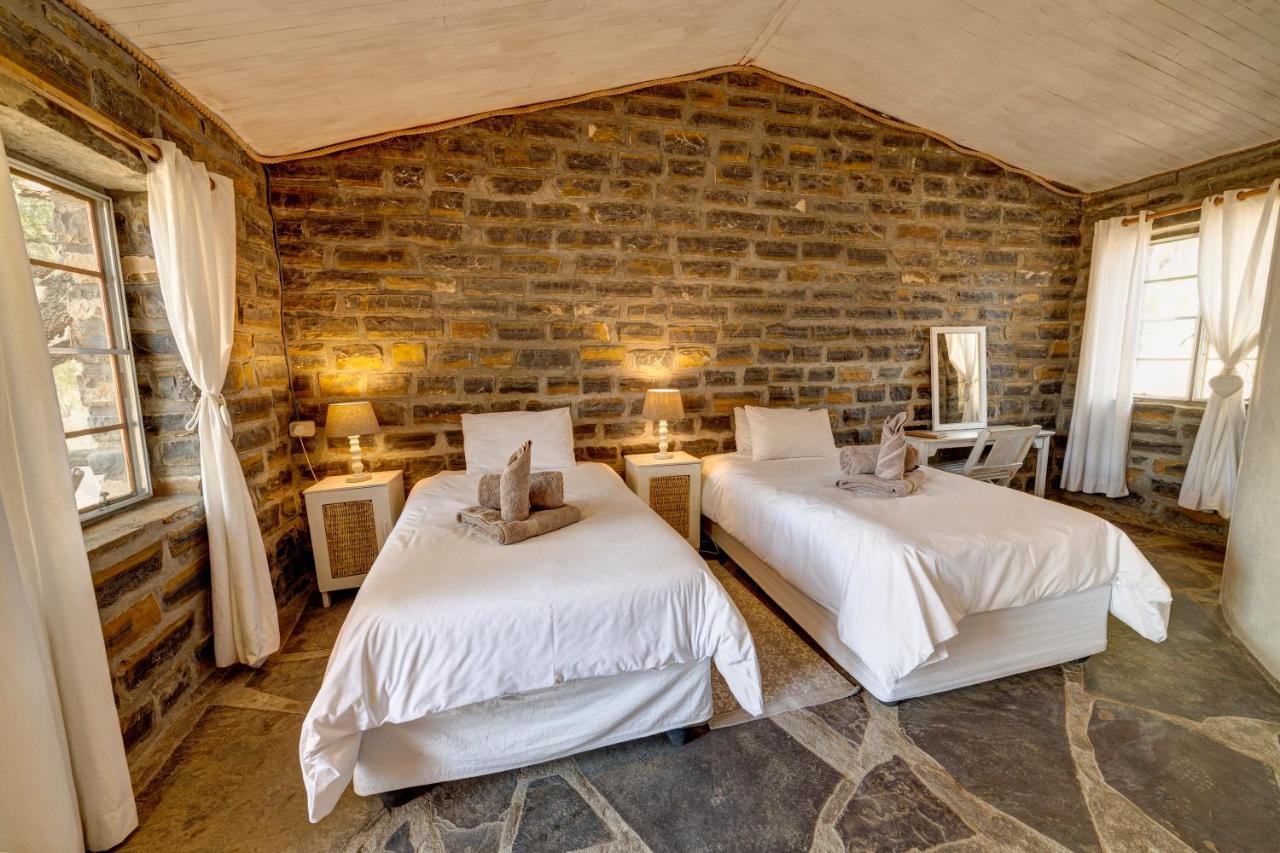 Hotel Neuras Wine And Wildlife Estate Namib-Naukluft National Park Esterno foto